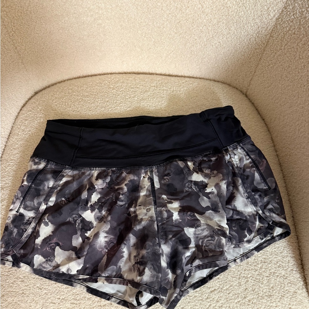 Lululemon Black and Gray Women's Running Shorts